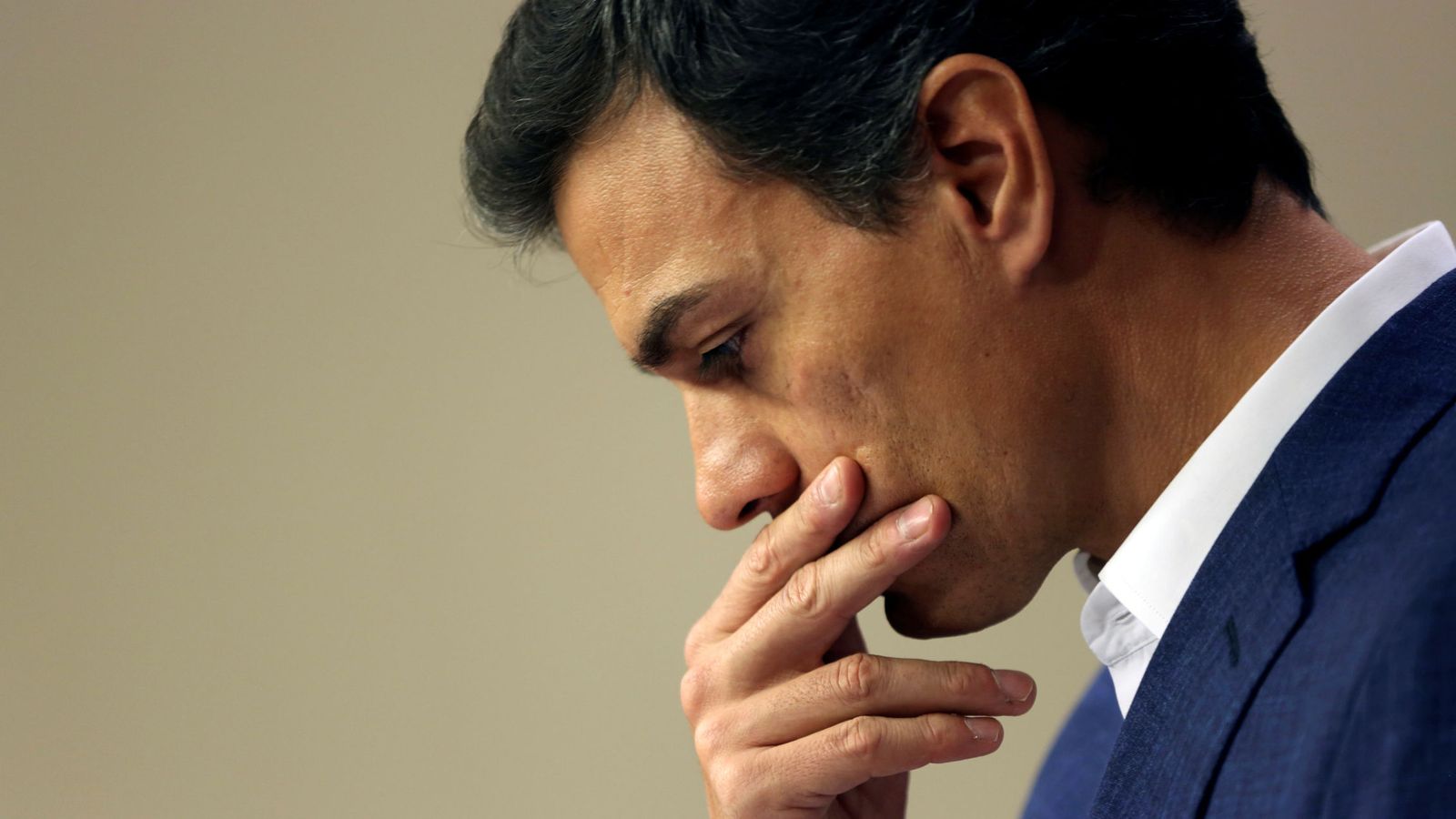 Foto: Pedro Sánchez, durante su rueda de prensa de despedida como diputado en el Congreso, este 29 de octubre. (Reuters)