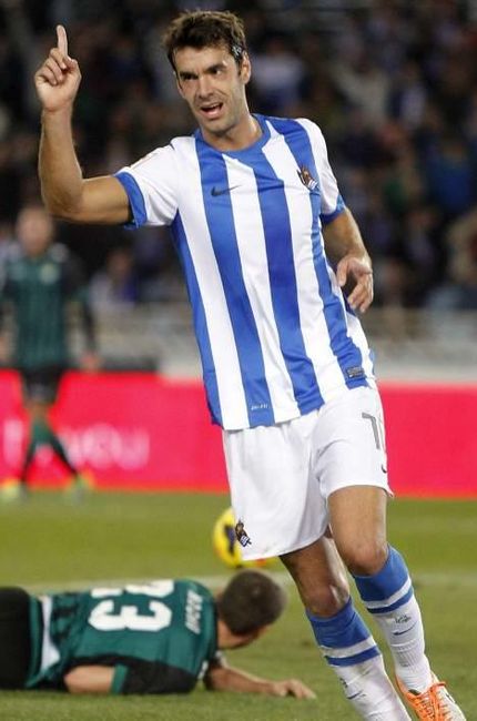Xabi Prieto celebra un gol de la Real Sociedad.