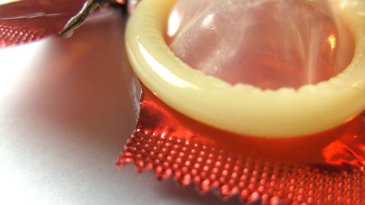 Sanidad estudia que los preservativos sean gratis