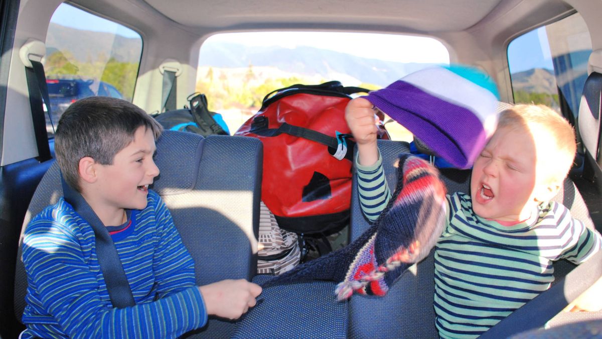 Los trucos para entretener a tus hijos en los viajes en coche