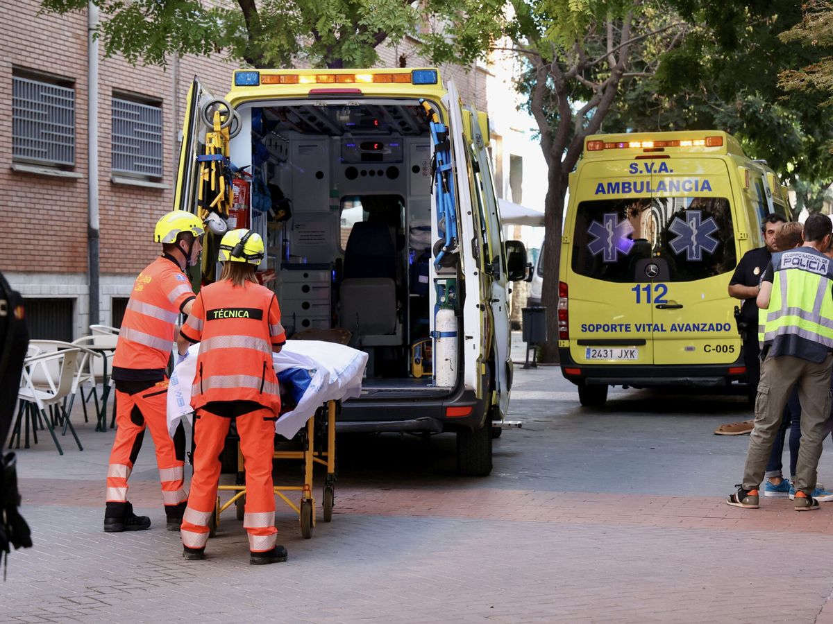 Foto: Ambulancias en una imagen de archivo. (EFE/Raquel Manzanares)