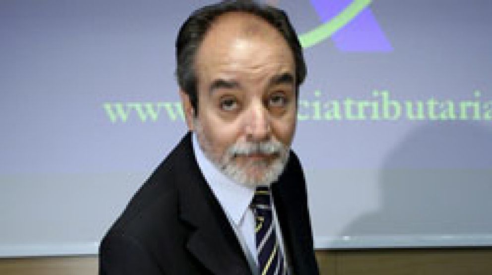 Foto: Zapatero mete la tijera en la Agencia Tributaria: cae Luis Pedroche