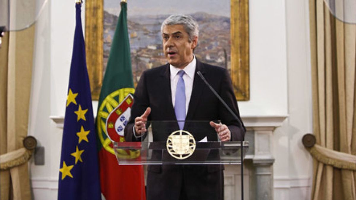 Fitch rebaja el 'rating' de Portugal en dos escalones al borde de bono basura