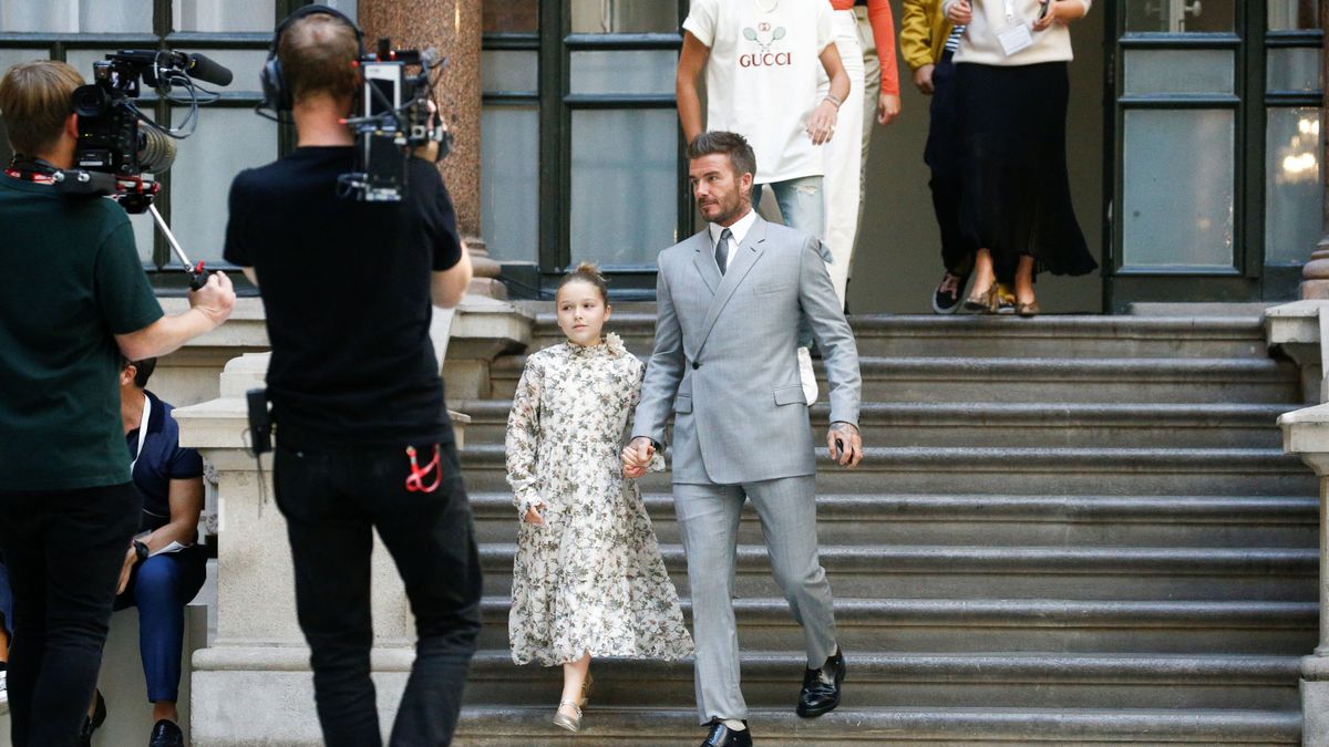La estrella de la pasarela de Londres es una niña de ocho años, Harper Beckham