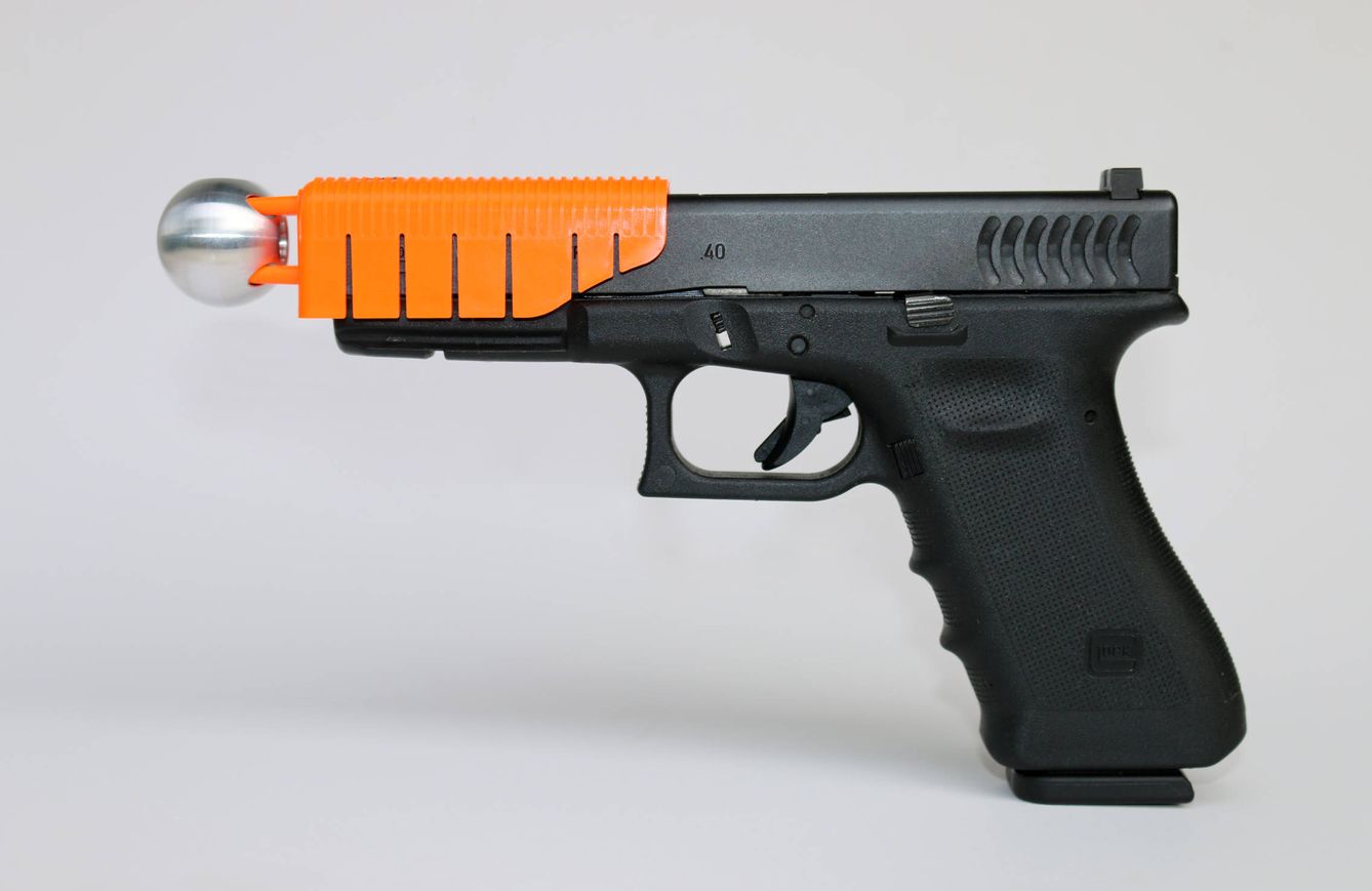 'The Alternative', dispositivo diseñado para que el disparo realizado no sea letal. (Alternative Ballistics)