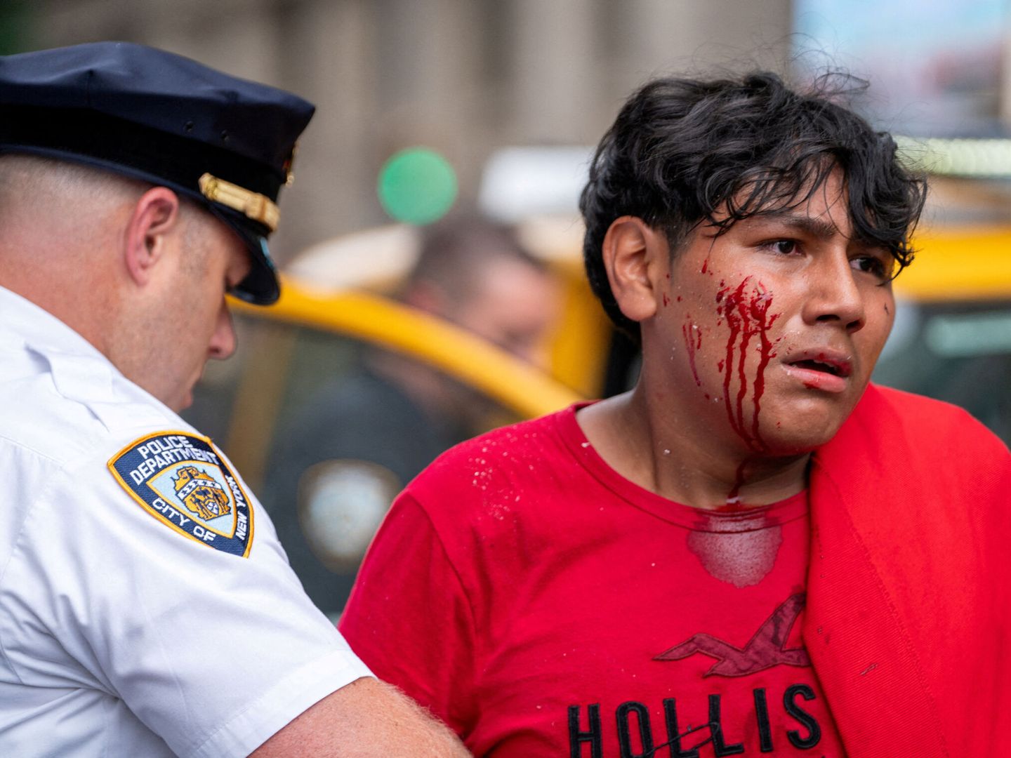 Chico herido tras el 'motín' de Kai Cenat. (Reuters/Dee Delgado)