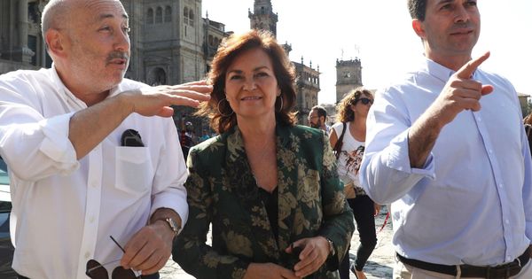 Foto: La vicepresidenta Carmen Calvo en el acto de Santiago de Compostela. (EFE)