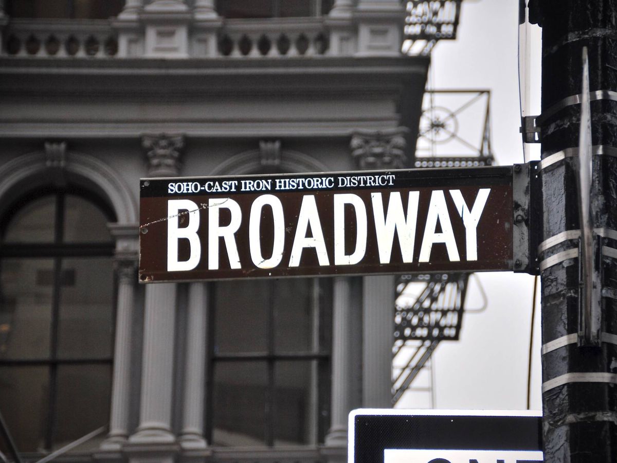Foto: Broadway. (Jordhan Madec para Unsplash)