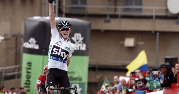 Foto: Chris Froome celebra una victoria durante la pasada Vuelta a España. (EFE)