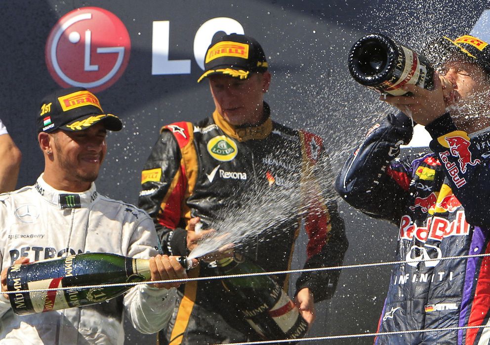Foto: Lewis Hamilton celebra su victoria en Hungría.